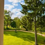 Romantik Schloss Hotel