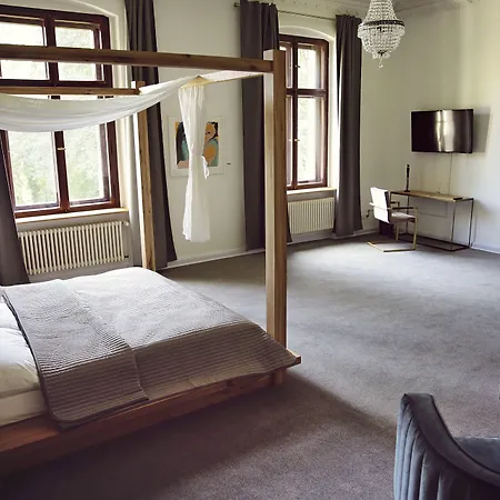 Romantik Schloss 4* Reichenow