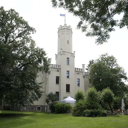 Romantik Schloss فندق رايشنوف