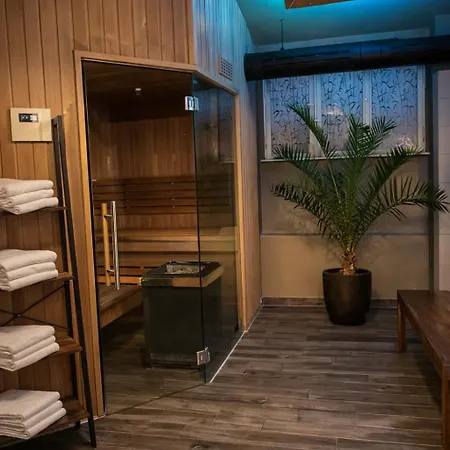 Hotel Romantik Schloss 4*