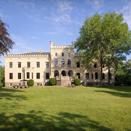 Romantik Schloss 4* Reichenow