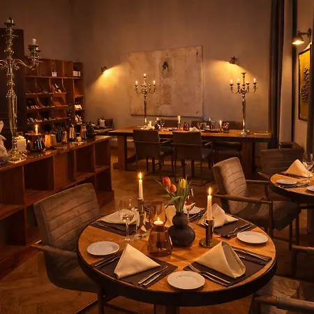 Romantik Schloss Hotel 4*