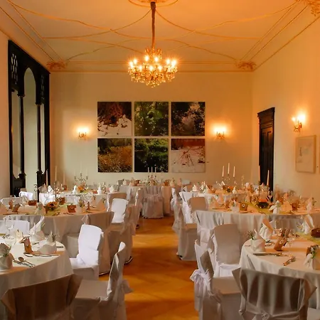 Отель Romantik Schloss