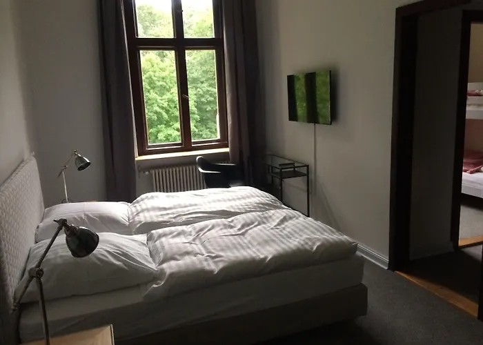 מלון Romantik Schloss Reichenow