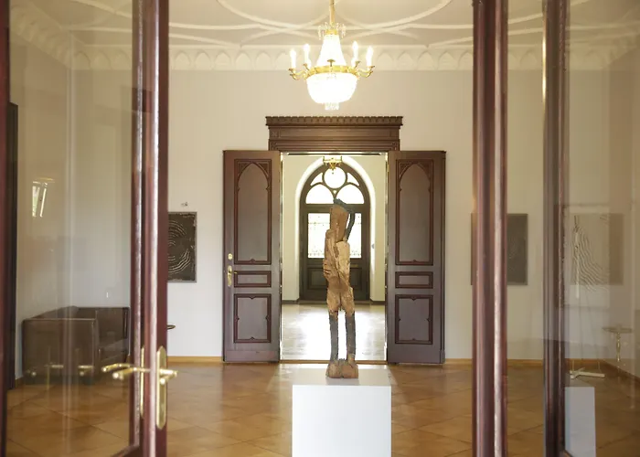 Romantik Schloss מלון 4*