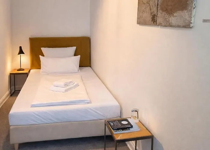 מלון Romantik Schloss Reichenow