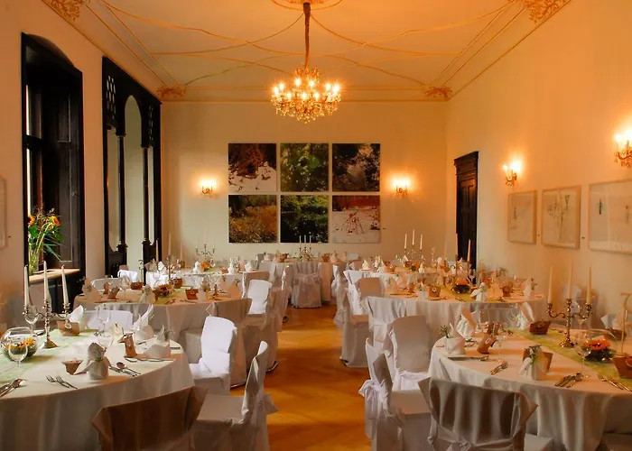 מלון Romantik Schloss